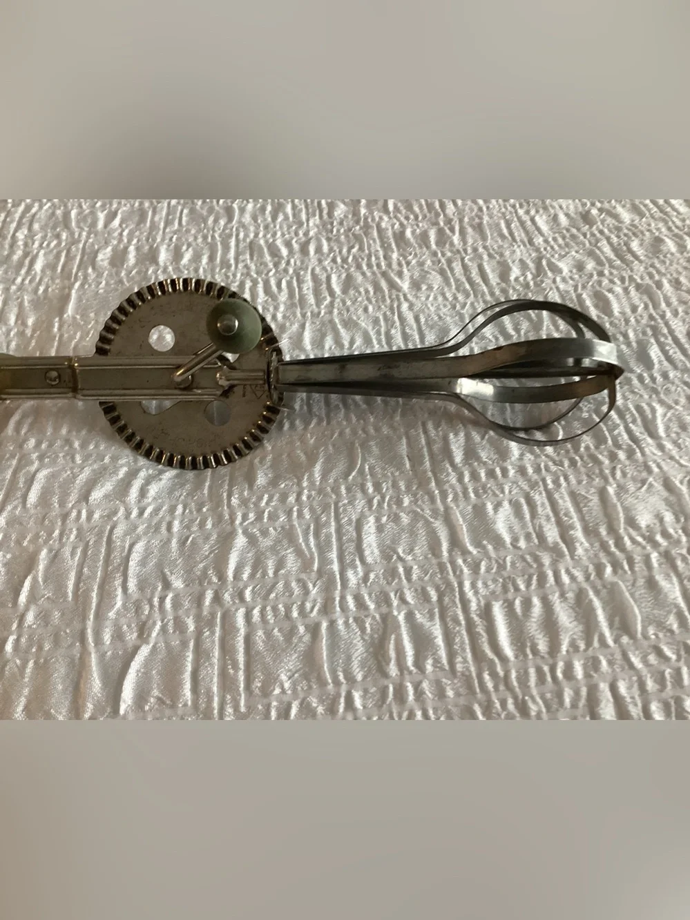 Vtg. Hand Rotary Manual Egg Beater they were used for whipping cream,